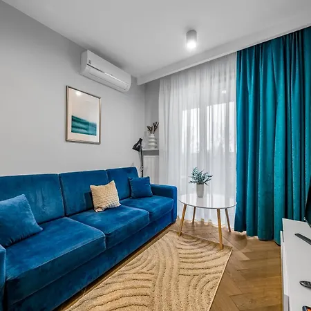Apartment Airport - Parking & Terrace - By Rentujemy Warsaw