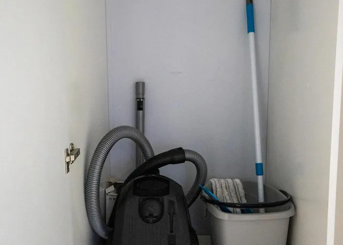 Airport - Parking & Terrace - By Rentujemy Lejlighed