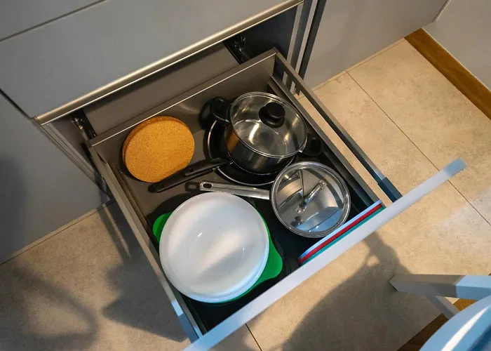 Airport - Parking & Terrace - By Rentujemy *