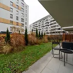 Airport - Parking & Terrace - By Rentujemy *